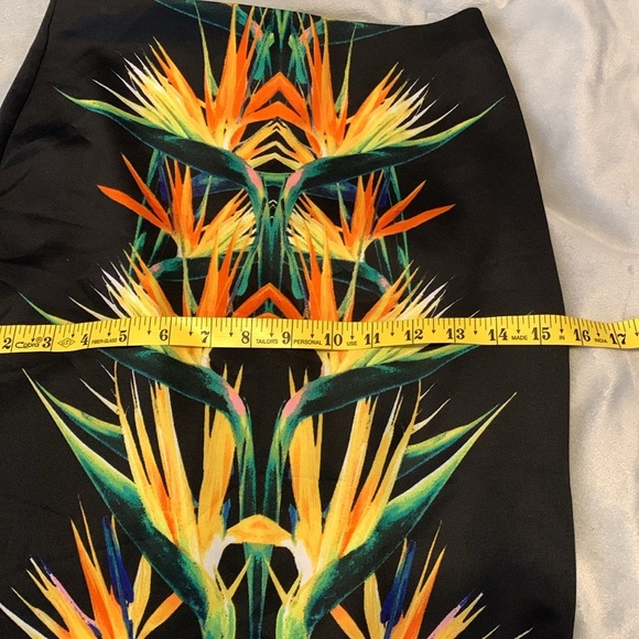 Bisou Bisou Black mermaid flutter peplum black pensil skirt birds of paradise XS - Picture 8 of 8